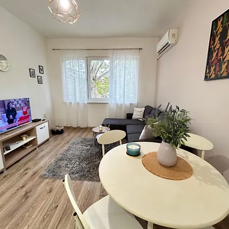 Apartment Sunlight - Free Private Parking - Plovdiv
